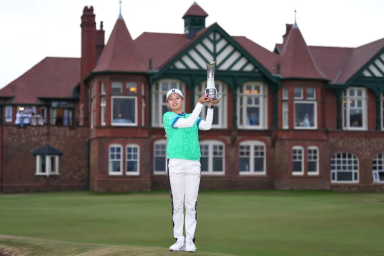 Kuwaki wins Women's British Open in playoff